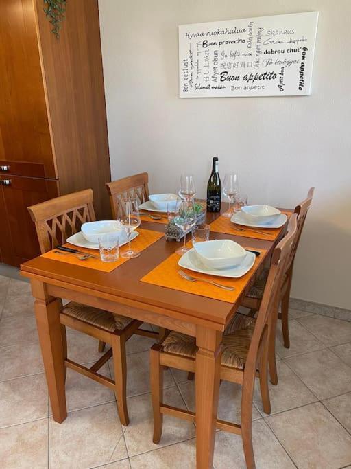 Apartmán Casa Carlino Santo Stefano Belbo Exteriér fotografie